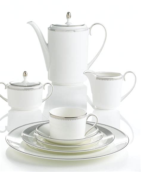 vera wang wedgwood collection.